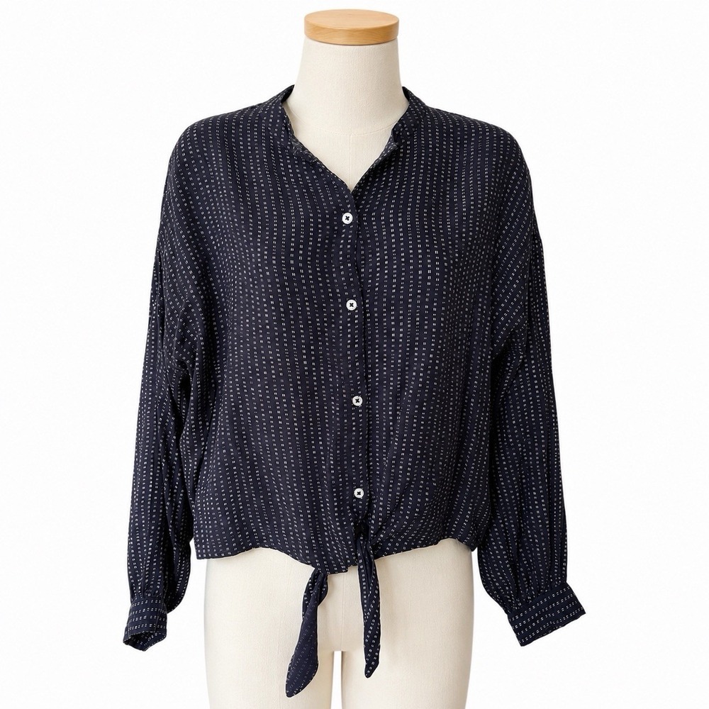 O'Neill XS Navy Boho Tie Front Blouse 100% Viscose‎ Lightweight Striped